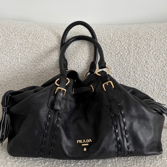 Authentic Prada Black Vitello Daino Leather Drawstring Hobo Tote Bag - Picture 1 of 12